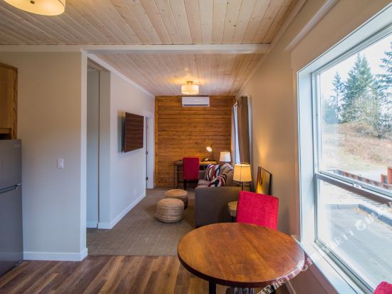 Cranberry Arms Inn in Nanaimo, Canada