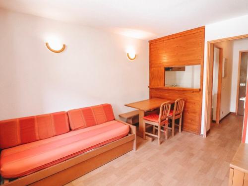 Residence Rond Point Des Pistes Acces Direct Funiculaire Expose Sud — 4-Star Luxury Hotel in Tignes, France