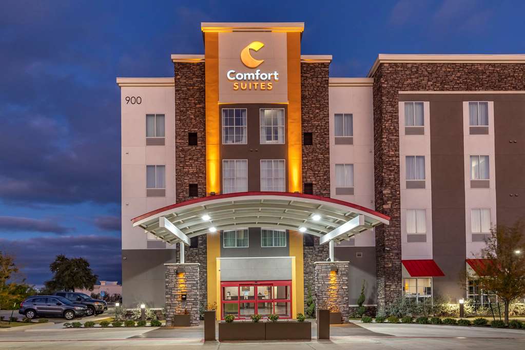Comfort Suites Texas - photo 4
