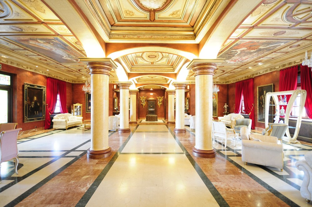 Convento I - carbon neutral hotel in Coreses