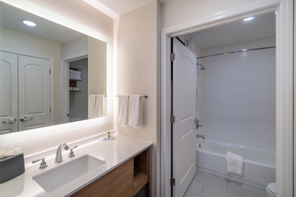 Staybridge Suites Flowood Nw Jackson by IHG - photo 34