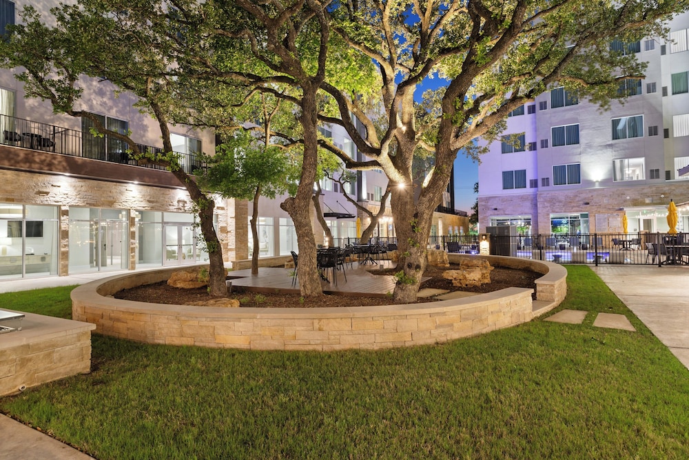 EVEN Hotel Austin Uptown Near The Domain by IHG - photo 120
