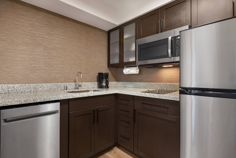 Residence Inn by Marriott Vacaville - photo 9