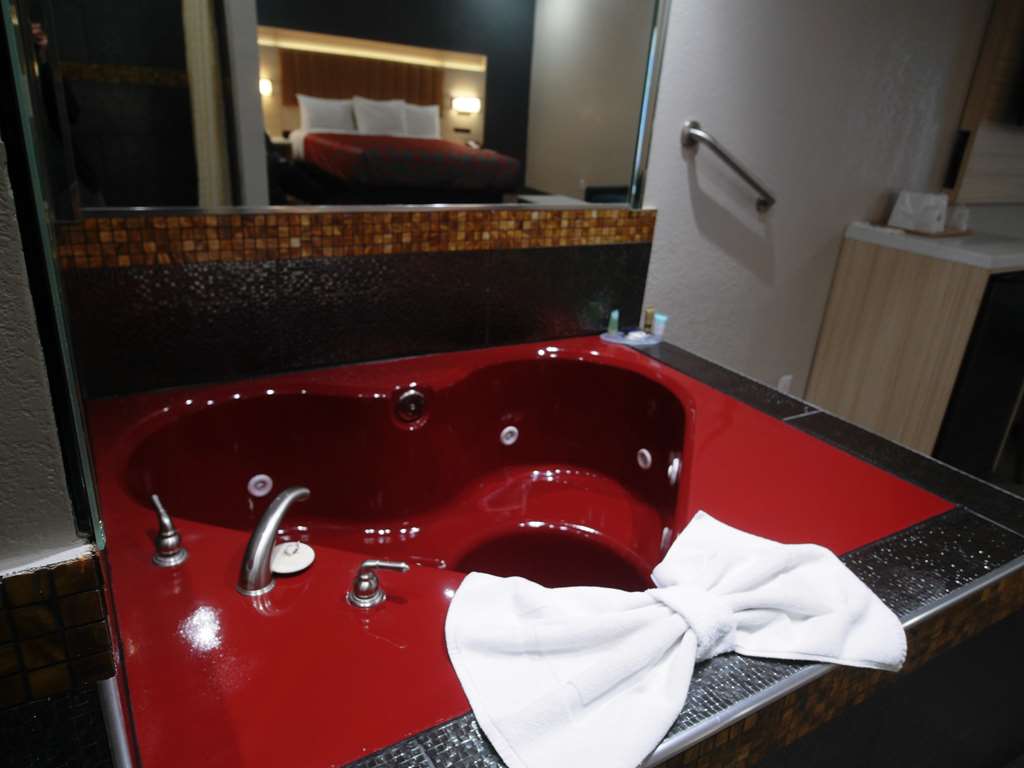 Americas Best Value Inn Rialto - photo 19