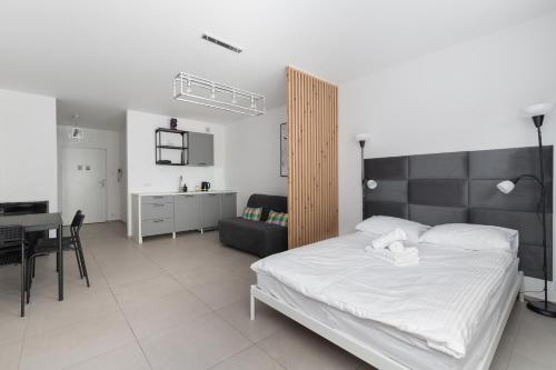 Stary Browar Studio #31 Free Parking By Bookinghost — 4-Star Luxury Hotel in Poznan, Poland