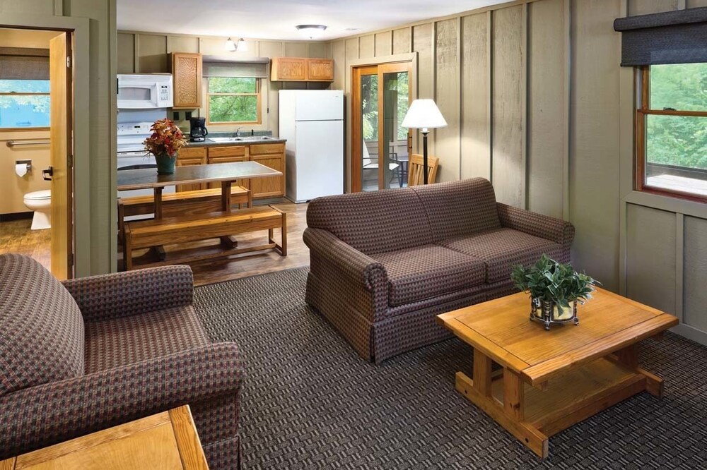 Hueston Woods Lodge & Conference Center - photo 13