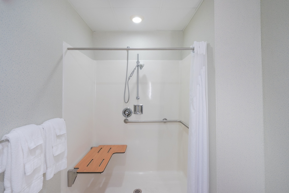 Holiday Inn Express Bloomsburg by IHG - photo 19