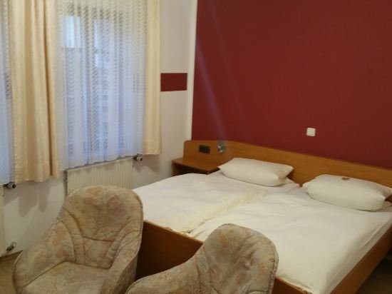 Münsterer Hof - last minute hotel in Muenster-Sarmsheim