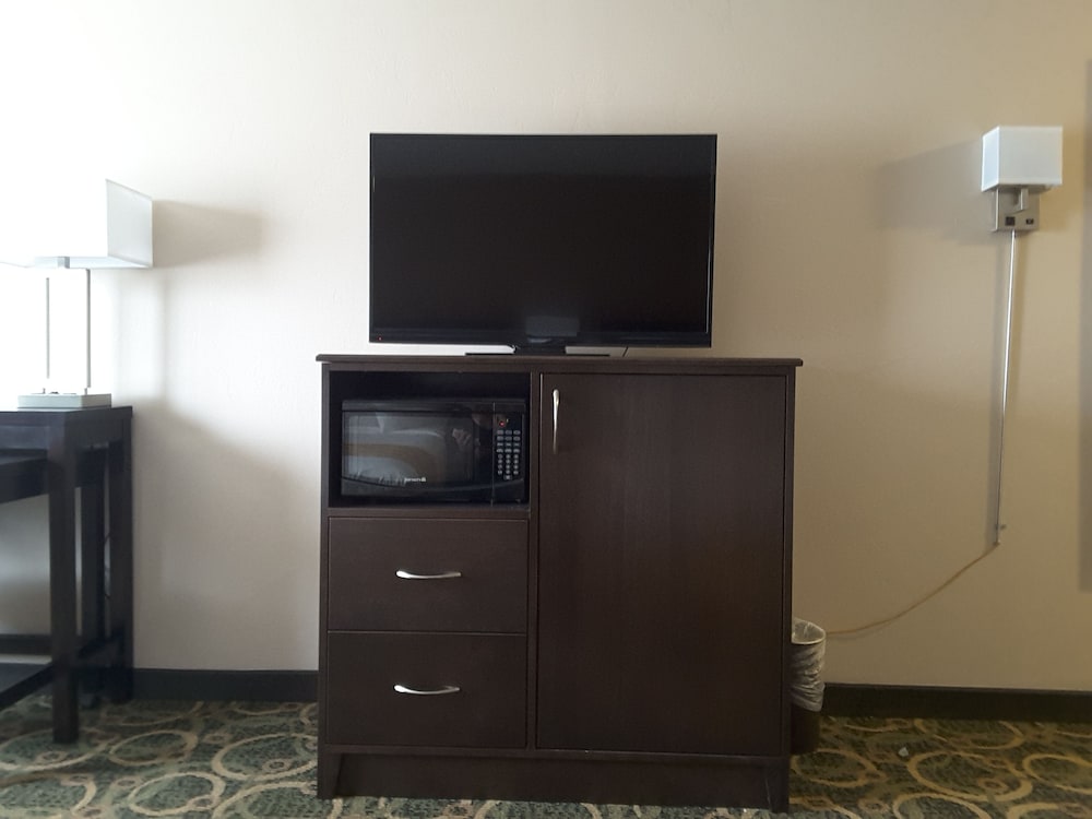 Inn at the Canyons - photo 13