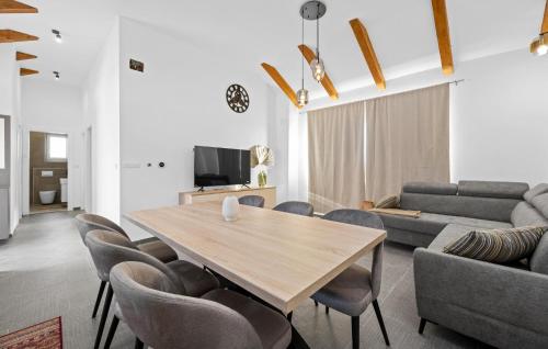 Beautiful Home In Skradin With Kitchen — 4-Star Luxury Hotel in Skradin, Croatia