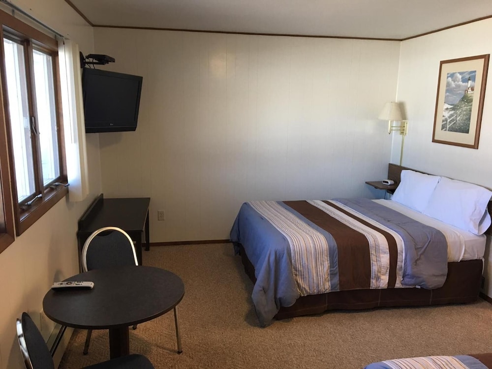 Coho Motel and Suites - photo 14