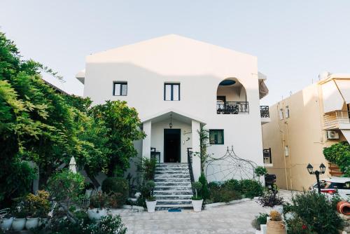 Alisaxni Studios - carbon neutral hotel in Zakynthos