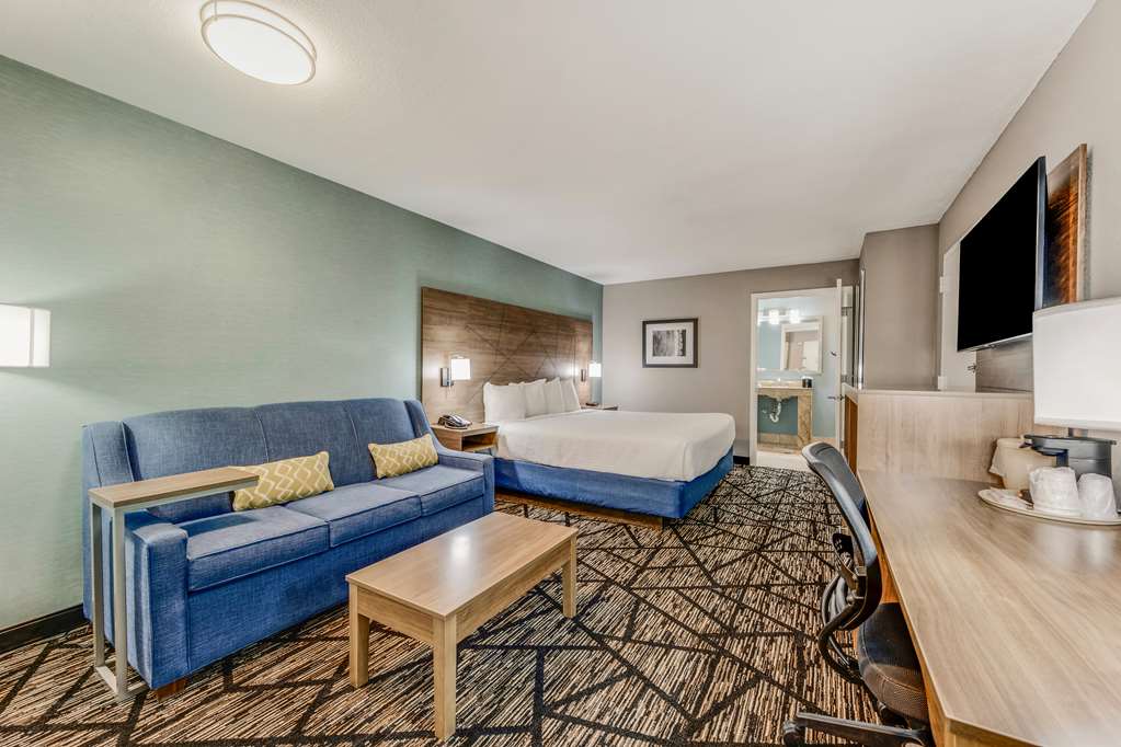 Best Western Huntsville Inn & Suites - photo 16