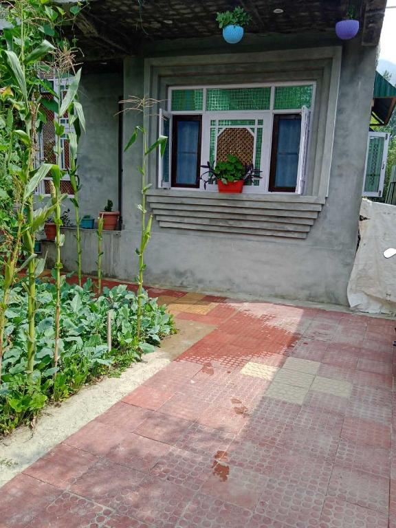 Hotel O POP Tabasum Homestay in Jammu, India