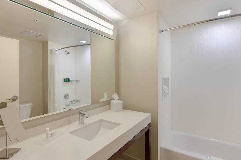 Courtyard by Marriott Savannah Airport - photo 28