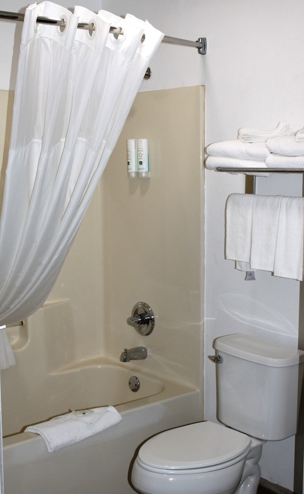 Quality Inn Scottsboro US 72 Lake Guntersville Area - photo 14