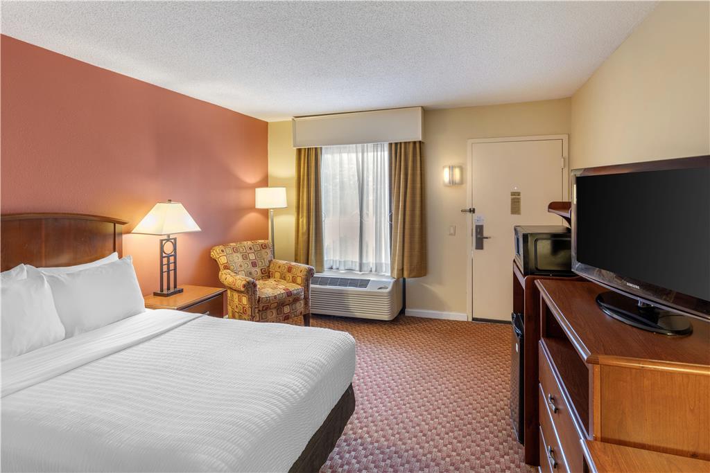 Best Western Hickory - photo 42