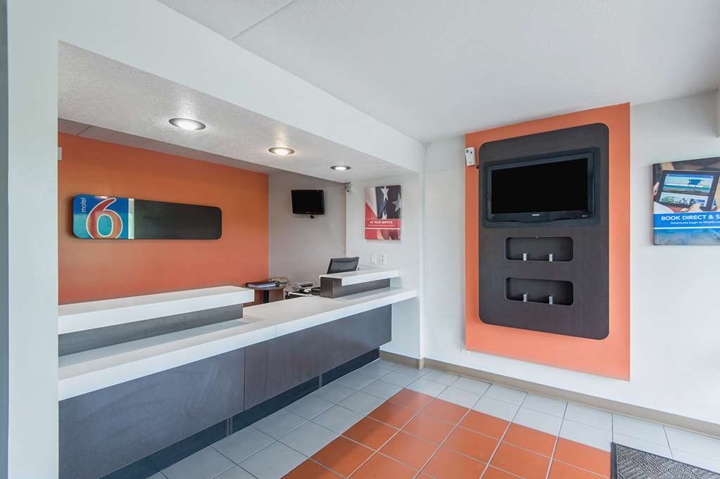 Motel 6 Overland Park KS - photo 23