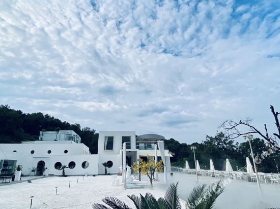 Yunduoshanjuminsu Luojiang — hotel in Luojiang