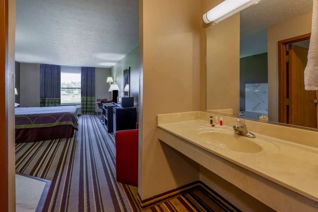 Super 8 by Wyndham La Grange KY - photo 23
