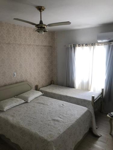 Apto 3 dorm completo 100m Praia Meia Praia