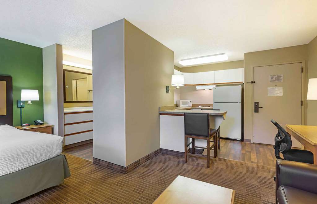 Extended Stay America Suites Boston Marlborough - photo 30
