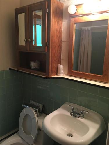 Belaire Motel - photo 6