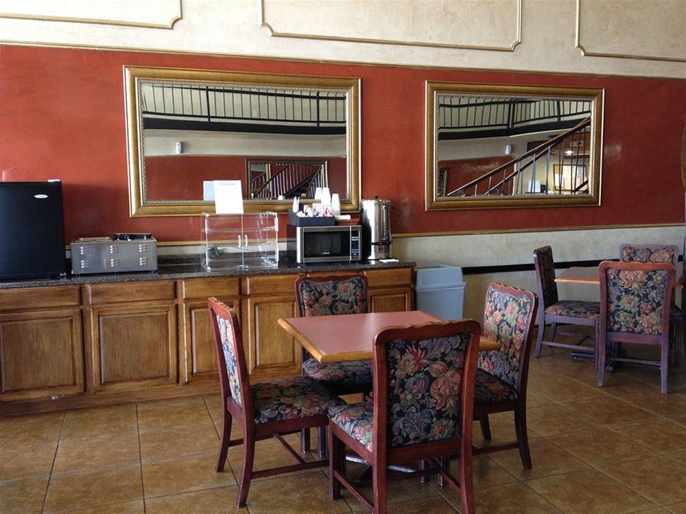 Old Hickory Inn Jackson - photo 15