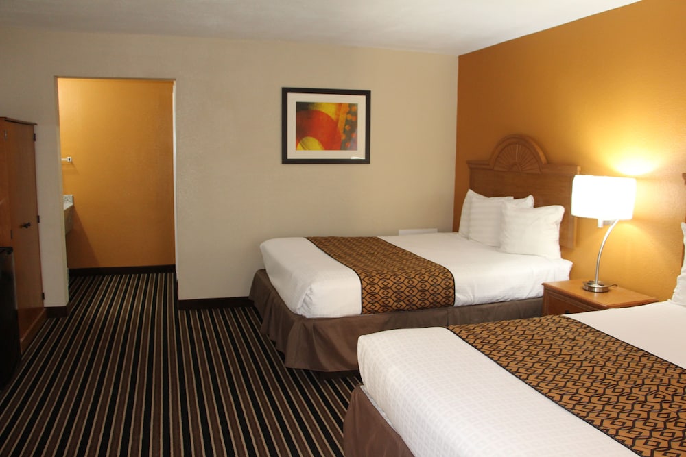 Westbridge Inn and Suites - photo 24