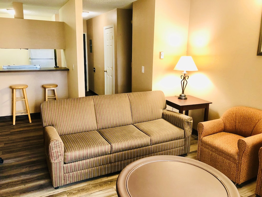 Ramada by Wyndham Spokane Valley - photo 15