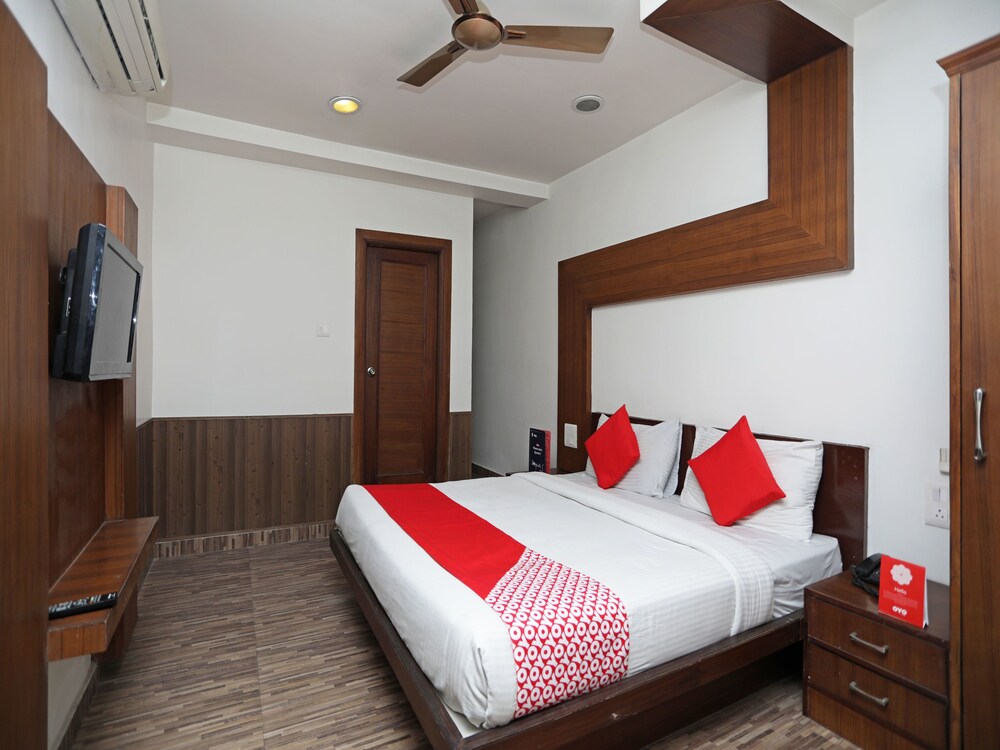 OYO 11061 Hotel Awesome in Meerut, India