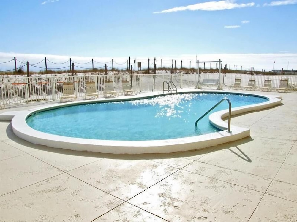 Edgewater 41 - photo 21