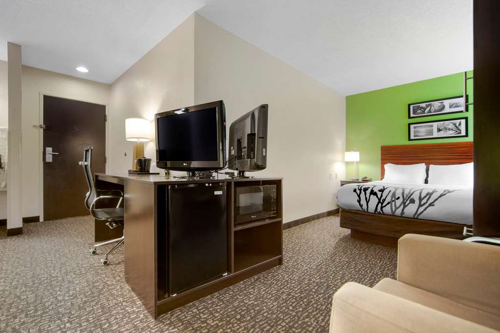 Sleep Inn & Suites Omaha Airport - photo 14