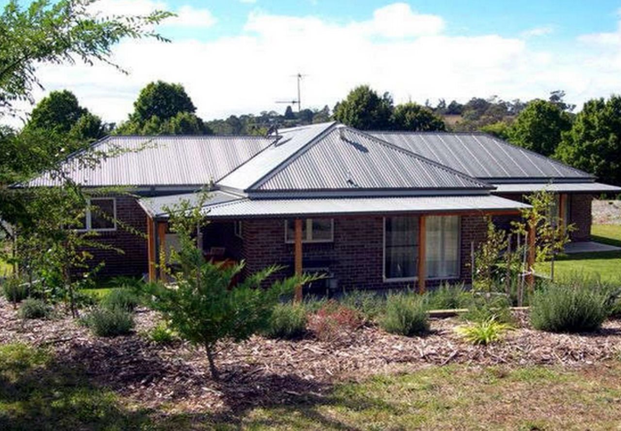 Moore Park Apartments — 4-Star Luxury Hotel in Armidale, Australia