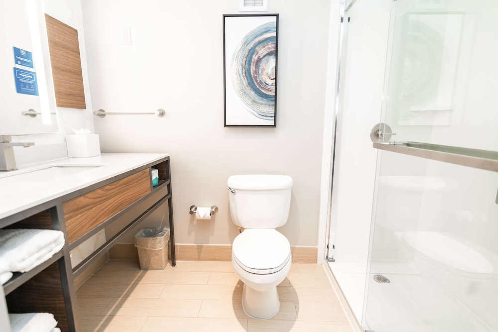 Hilton Garden Inn Fairfax - photo 27