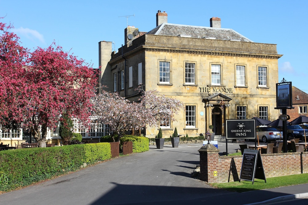 The Manor Hotel by Greene King Inns — 4-Star Luxury Hotel in Yeovil, United Kingdom