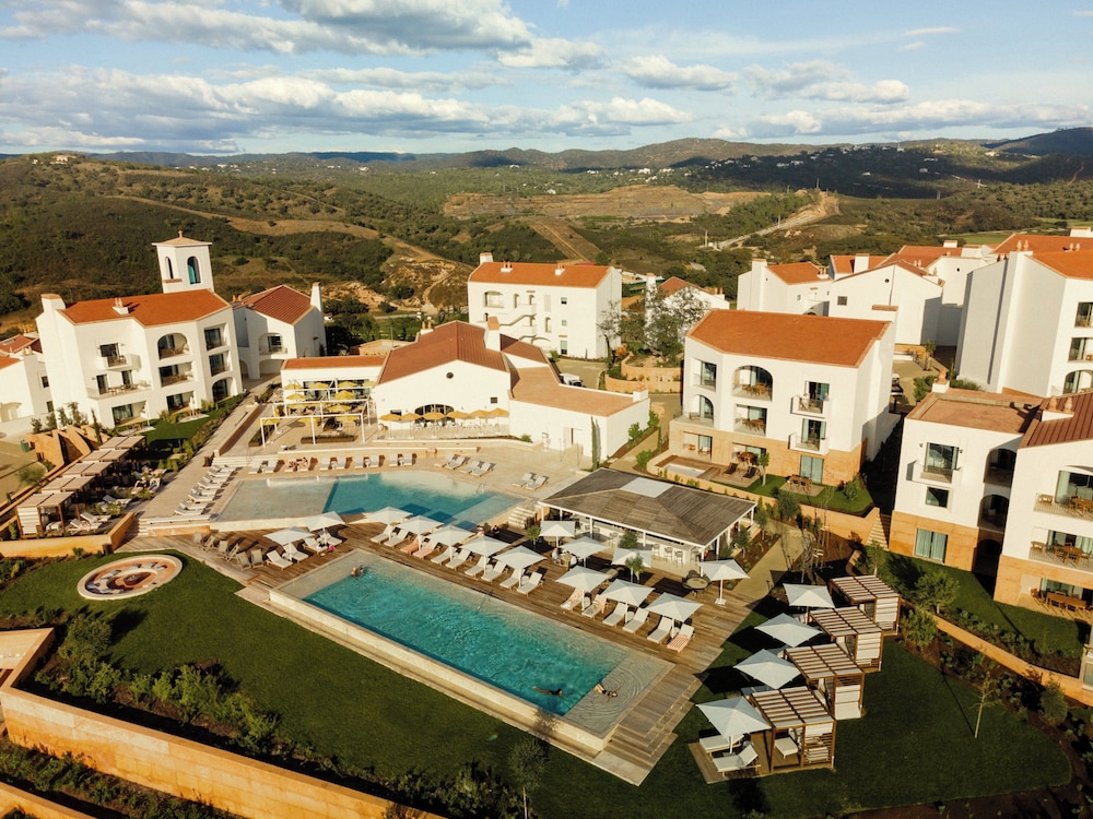 Viceroy At Ombria Algarve — 5-Star Luxury Hotel in Loule, Portugal