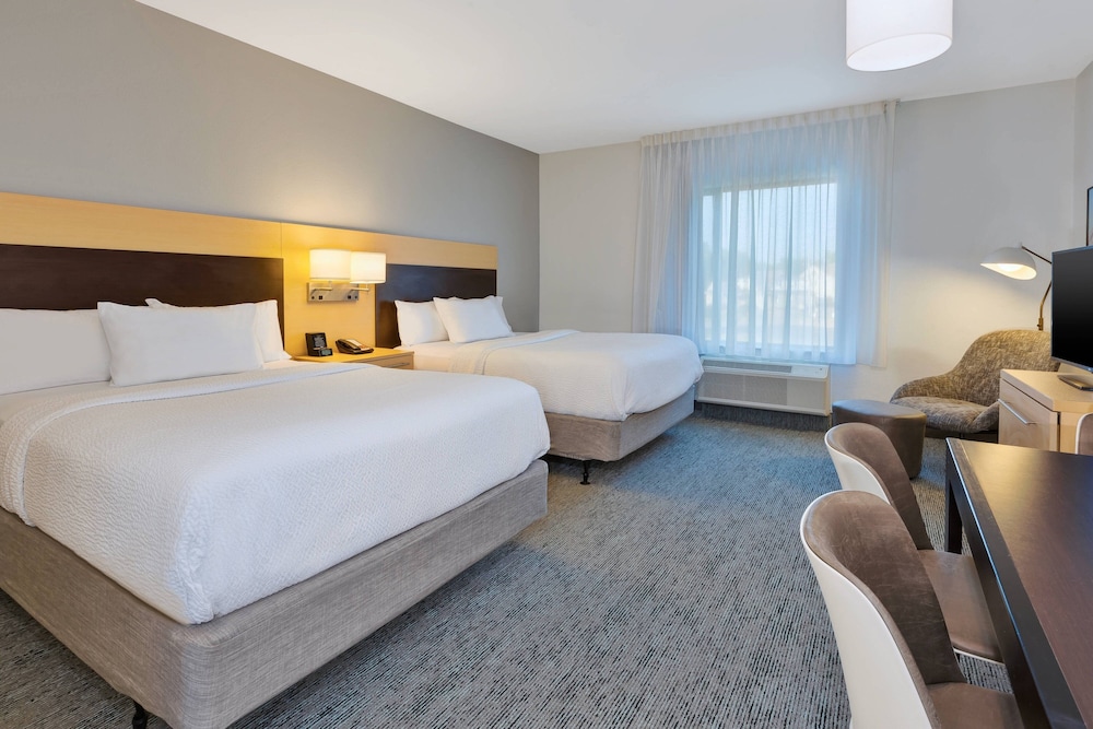 TownePlace Suites by Marriott Nashville Airport - photo 14