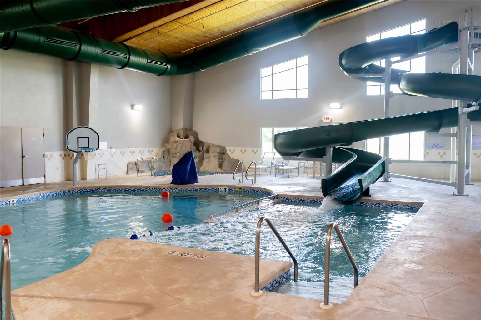 Country Inn & Suites by Radisson Prairie du Chien - photo 16
