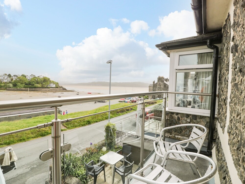 5 Ivy Terrace — 4-Star Luxury Hotel in Porthmadog, United Kingdom