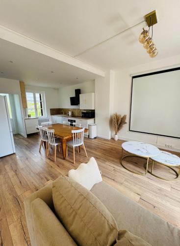 Joli Logis in Paray-Le-Monial, France