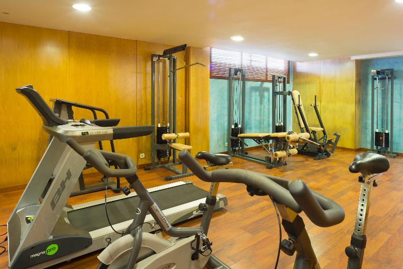 Protur Vista Badía Aparthotel