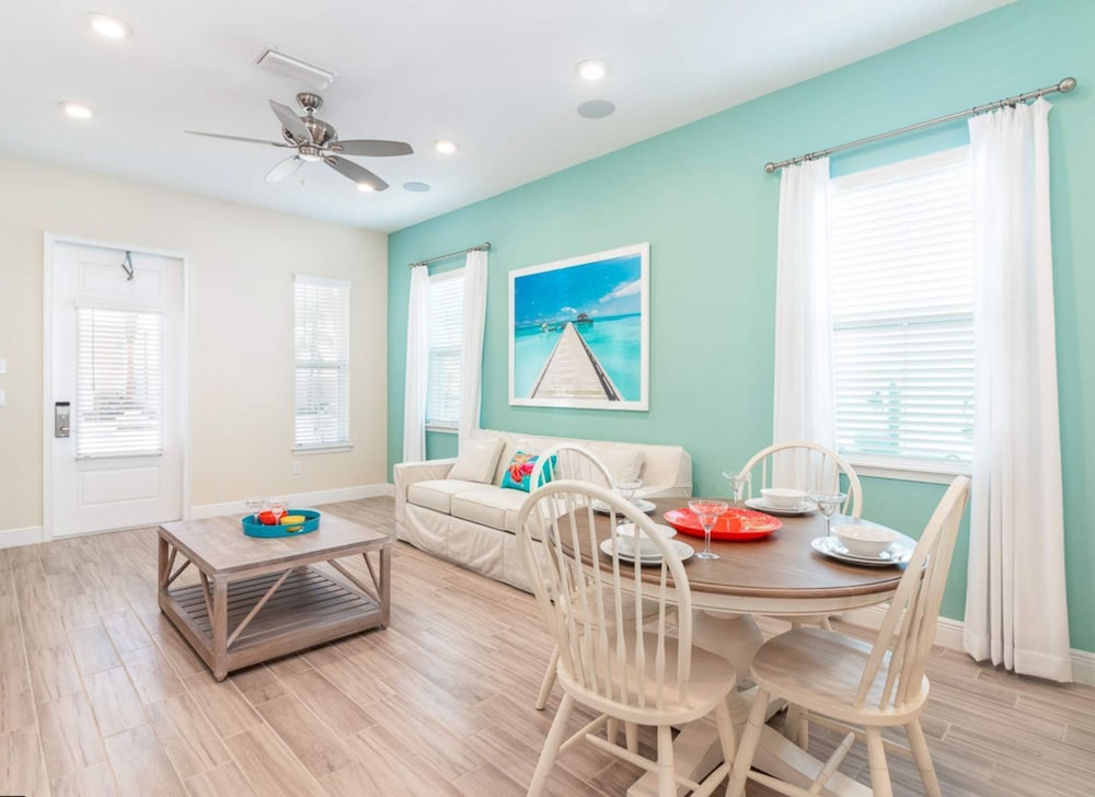 Parrotfish Place Stay for 6 — 4-Star Luxury Hotel in Kissimmee, United States