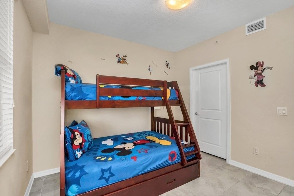 Voted #1 Resort Storey Lake Water Park 2 Bedroom Townhouse by Redawning - photo 7