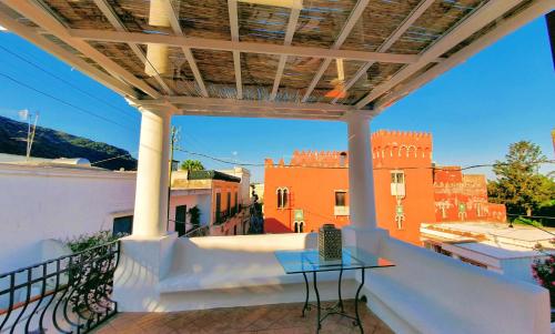 Piazza La Torre in Anacapri, Italy