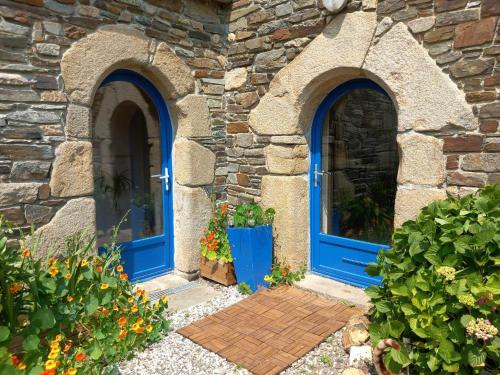 Gite De L Alliance 6 A 10 Personnes En Bord De Mer — Lannion