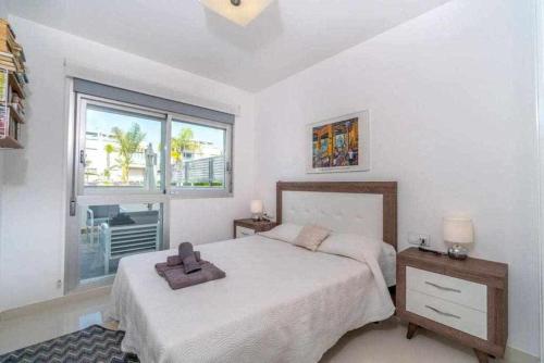 Espanhouse Caroline bungalow — 4-Star Luxury Hotel in Torrevieja, Spain