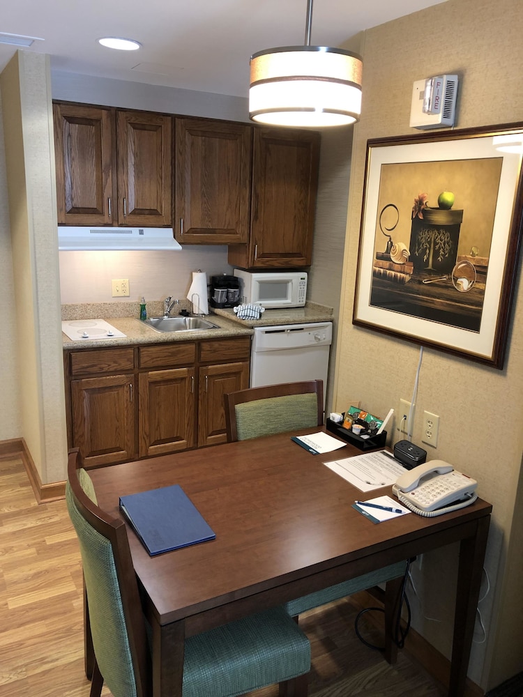 Homewood Suites by Hilton Hagerstown - photo 32