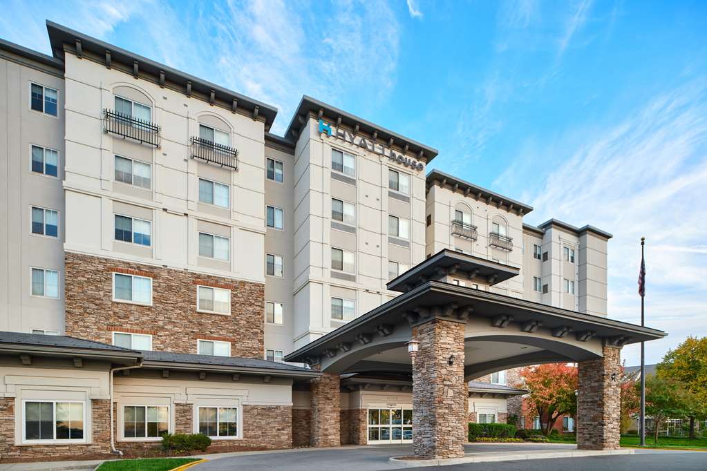HYATT house Sterling Dulles Airport North - photo 21