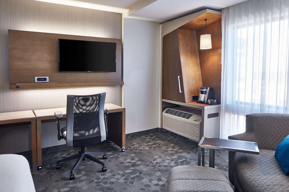 Courtyard by Marriott Atlanta Lithia Springs - photo 6